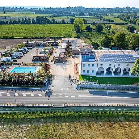 Hotel I Campi Wine Relais 3*